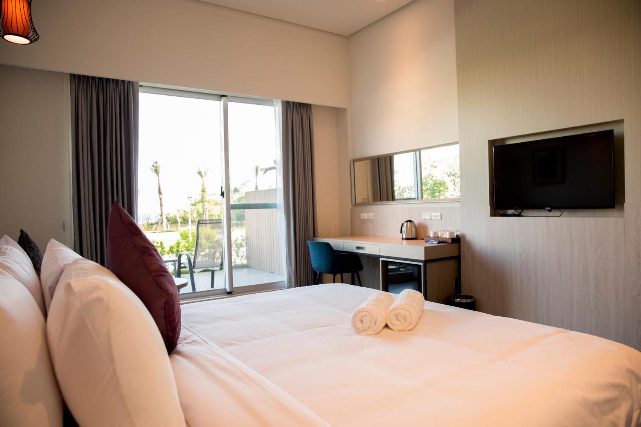 墾丁椰林 海灘文旅 Hotel Cape Eluanbi Exterior photo